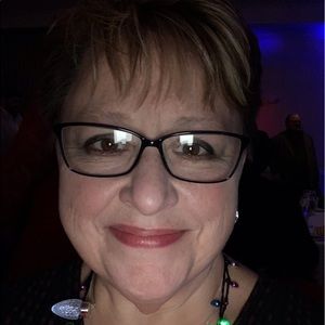 Meet your Posher, Donna